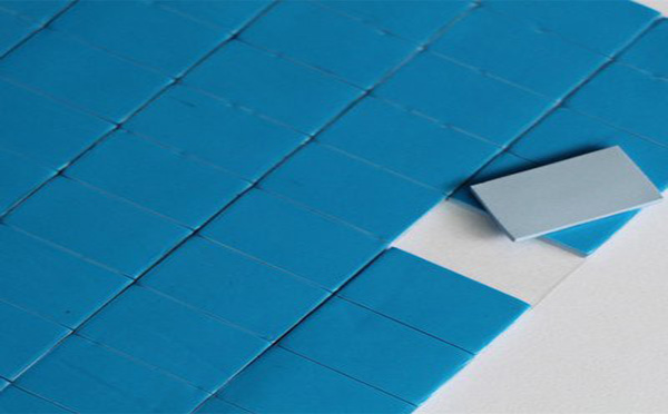 不同填料對(duì)導(dǎo)熱相變片導(dǎo)熱功能的感染